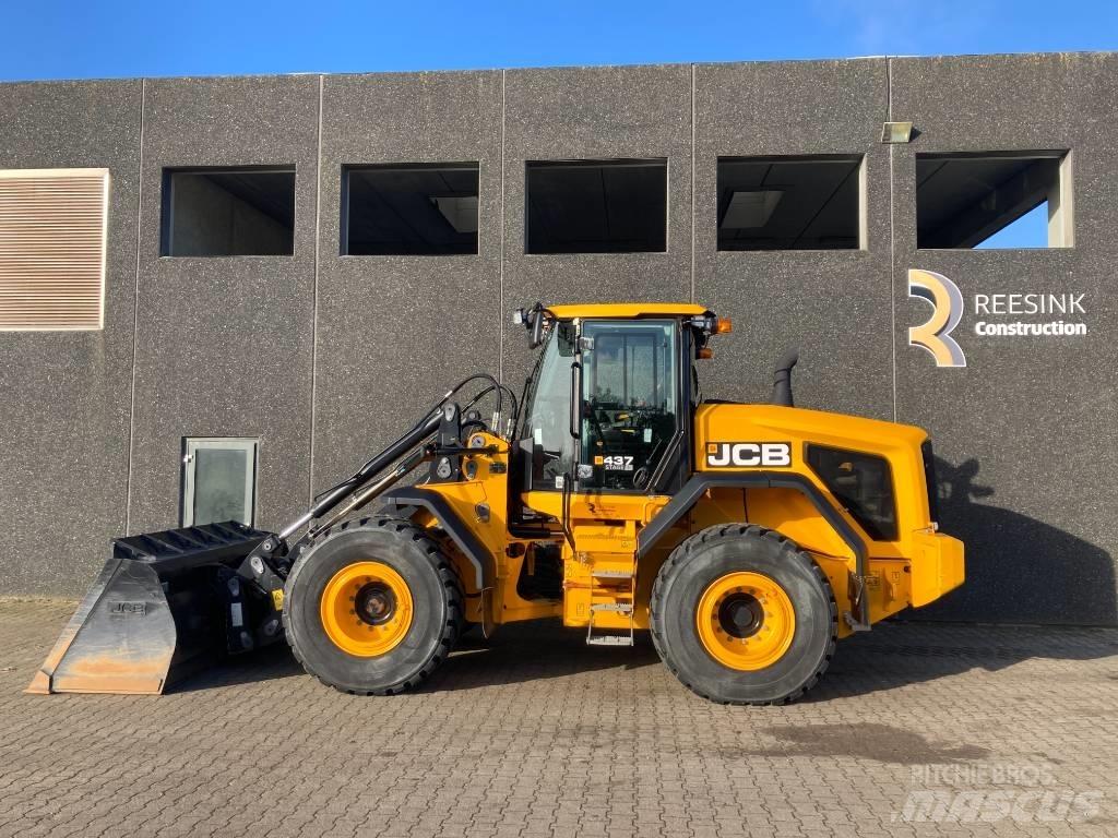 JCB 437 HT Pyöräkuormaajat