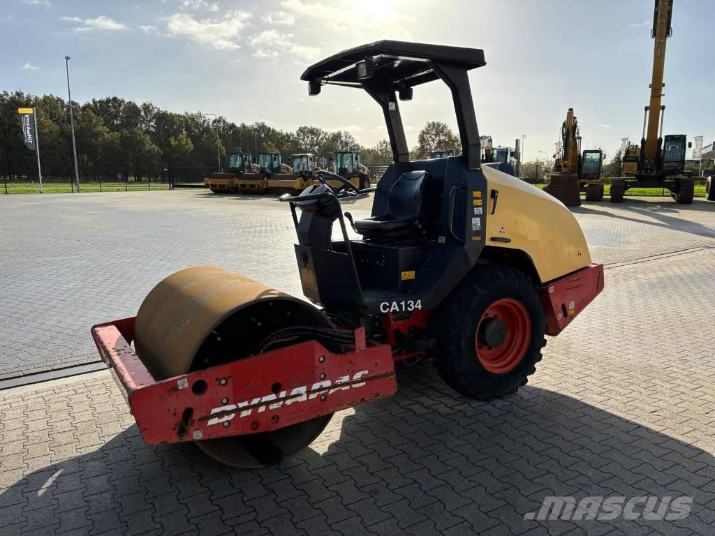 Dynapac CA 134 D Yksivalssijyrät