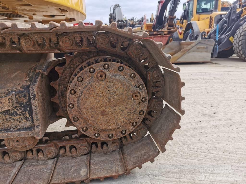 CAT 325FL CR Telakaivukoneet