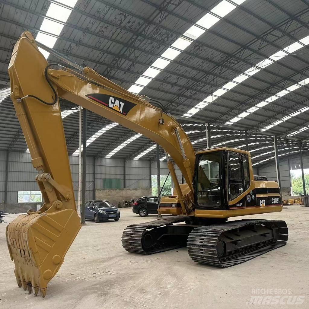 CAT 320B Telakaivukoneet