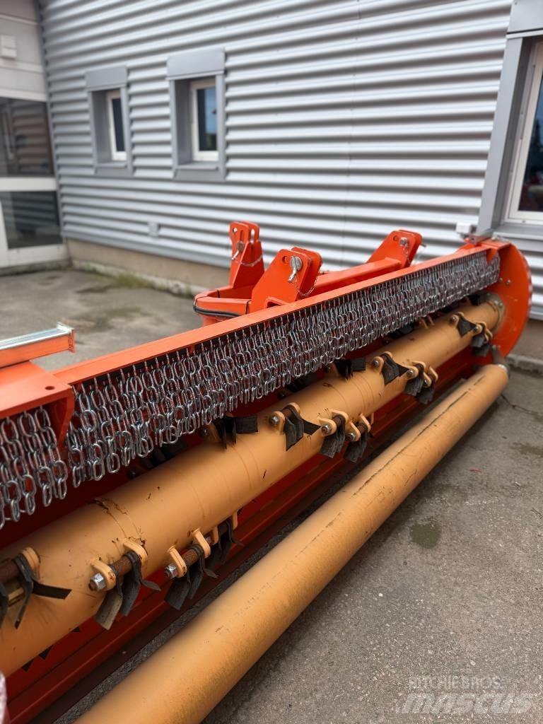 Agrimaster RV 320 Kesantoleikkurit ja -murskaimet