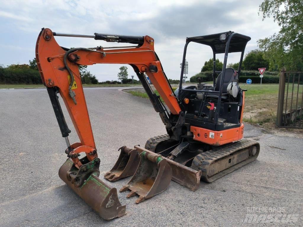 Hitachi ZX 26 U-5 A Minikaivukoneet < 7t