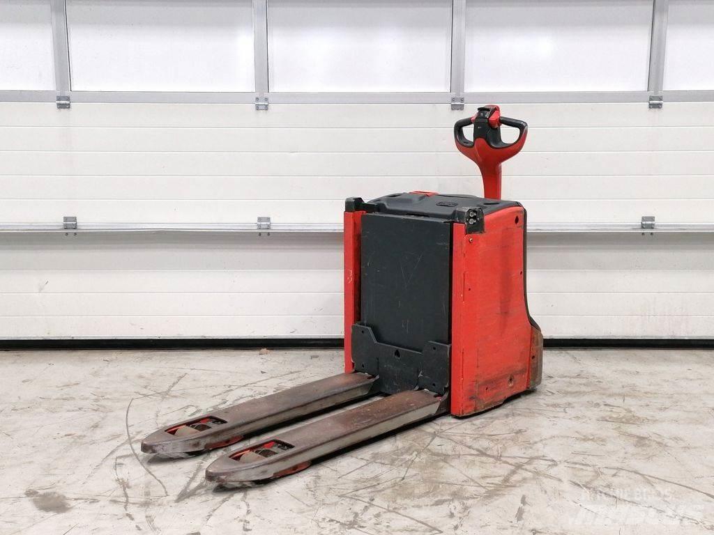 Linde T16L Lavansiirtotrukit