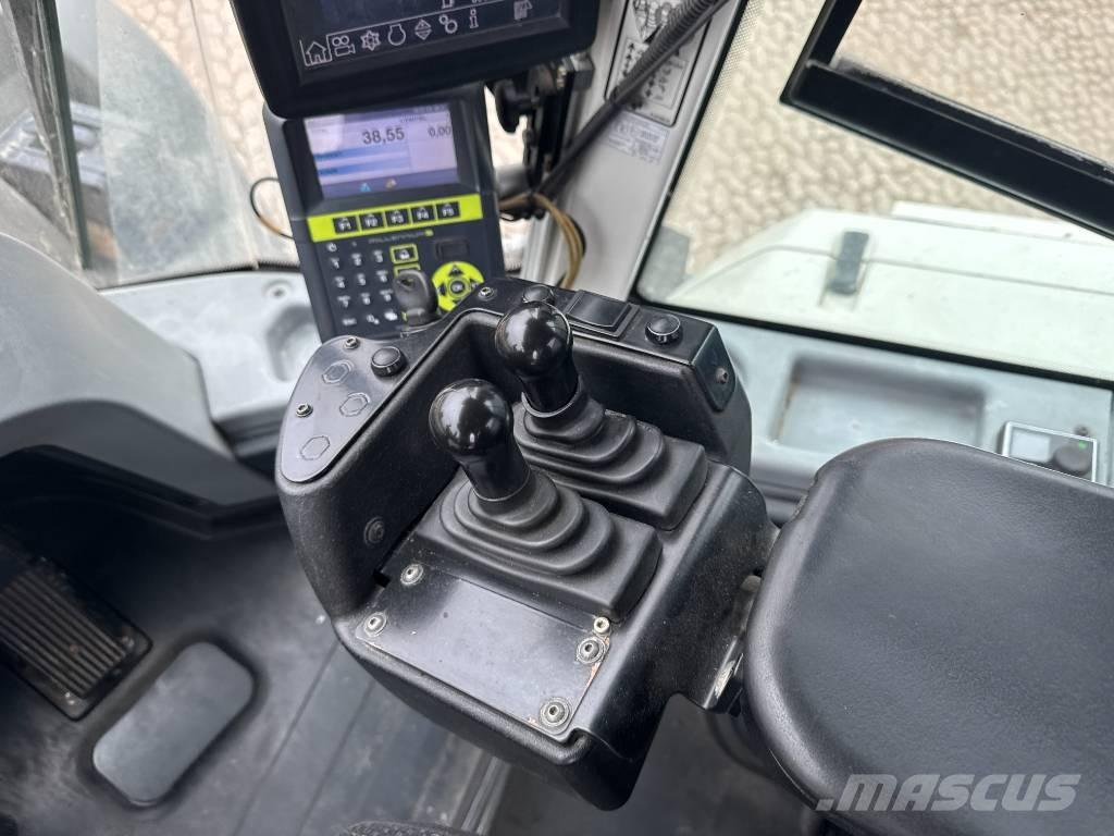 Liebherr L576 Pyöräkuormaajat
