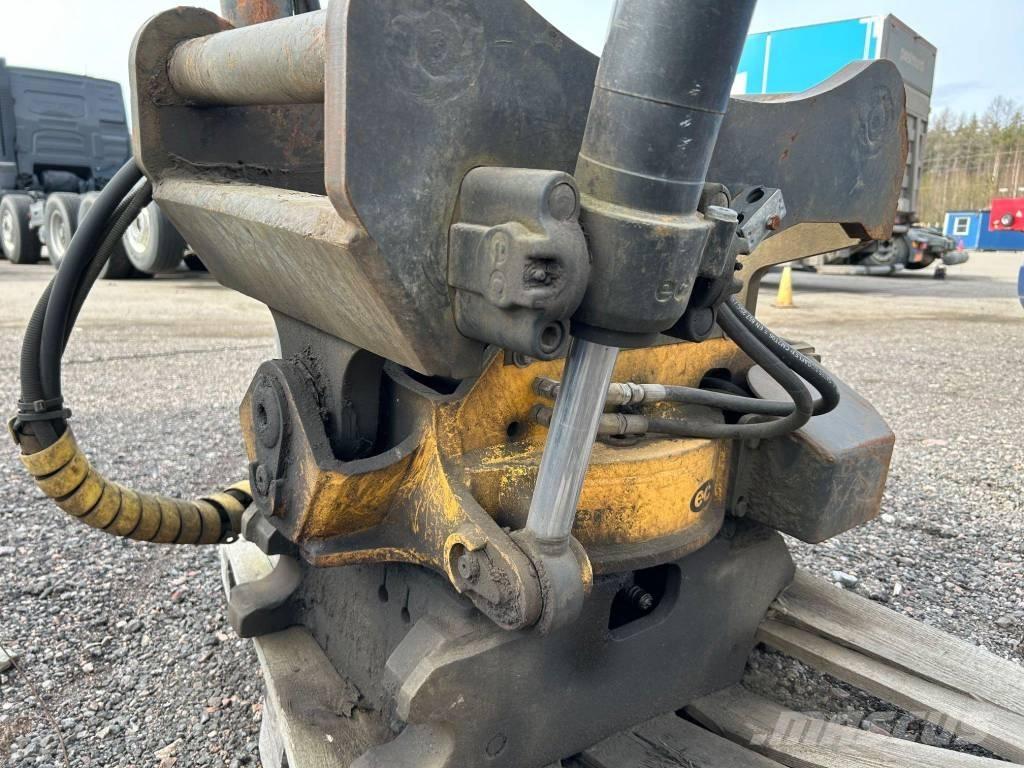Engcon EC20B S70 Kauhanpyörittäjät