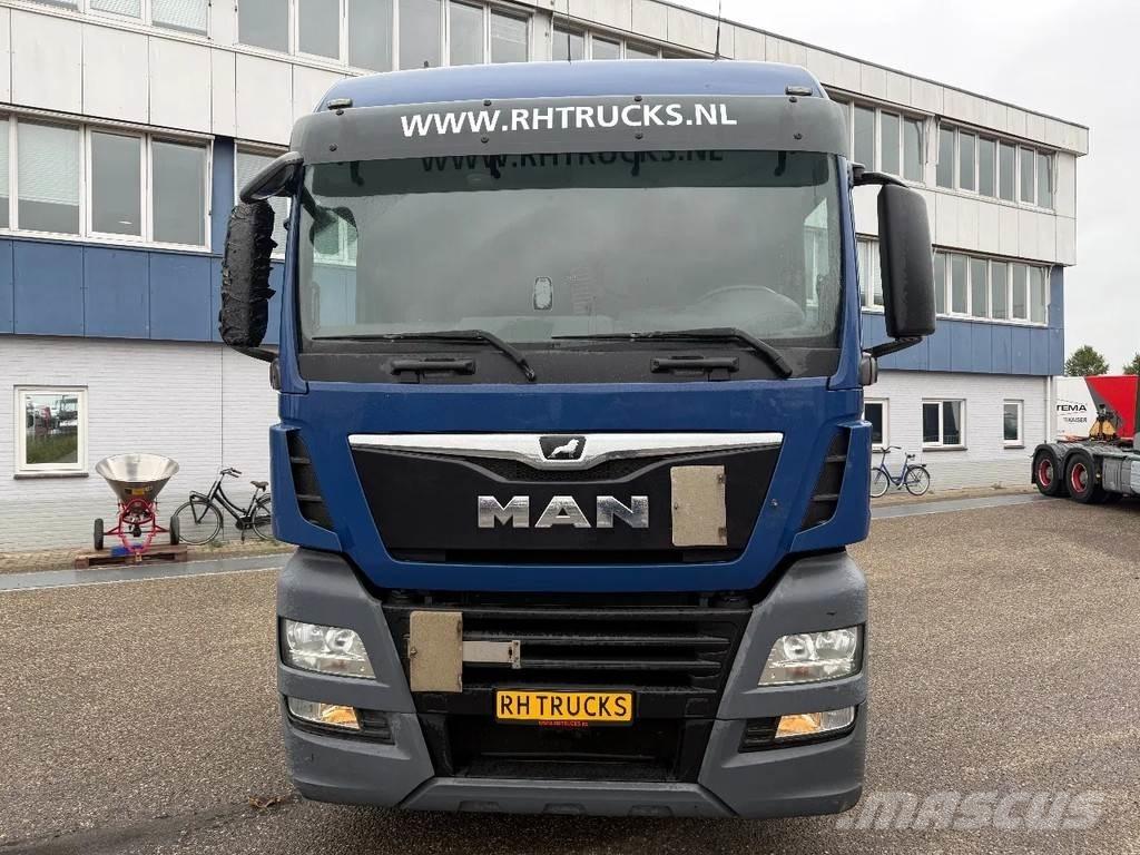 MAN TGX 26.460 6X2 Vetopöytäautot
