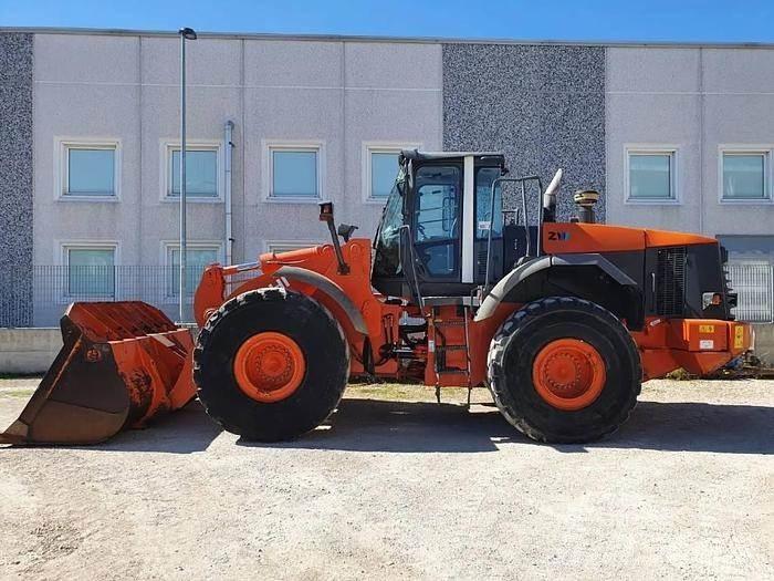 Hitachi ZW 310 Pyöräkuormaajat