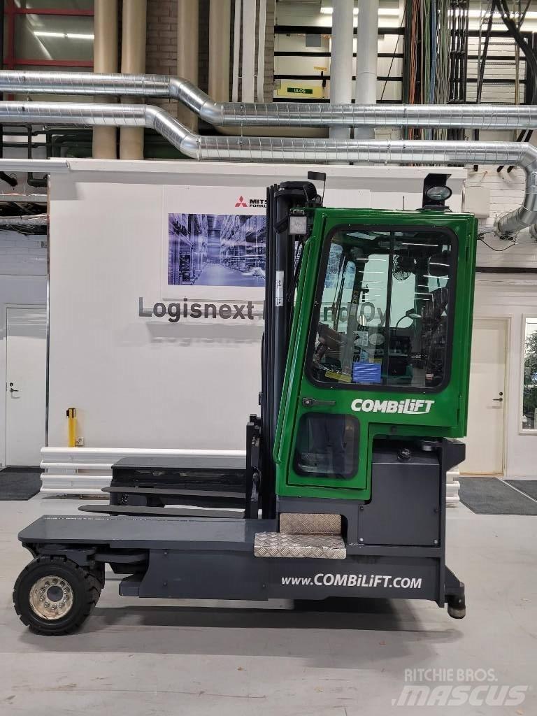 Combilift C 4000 Nelitietrukit
