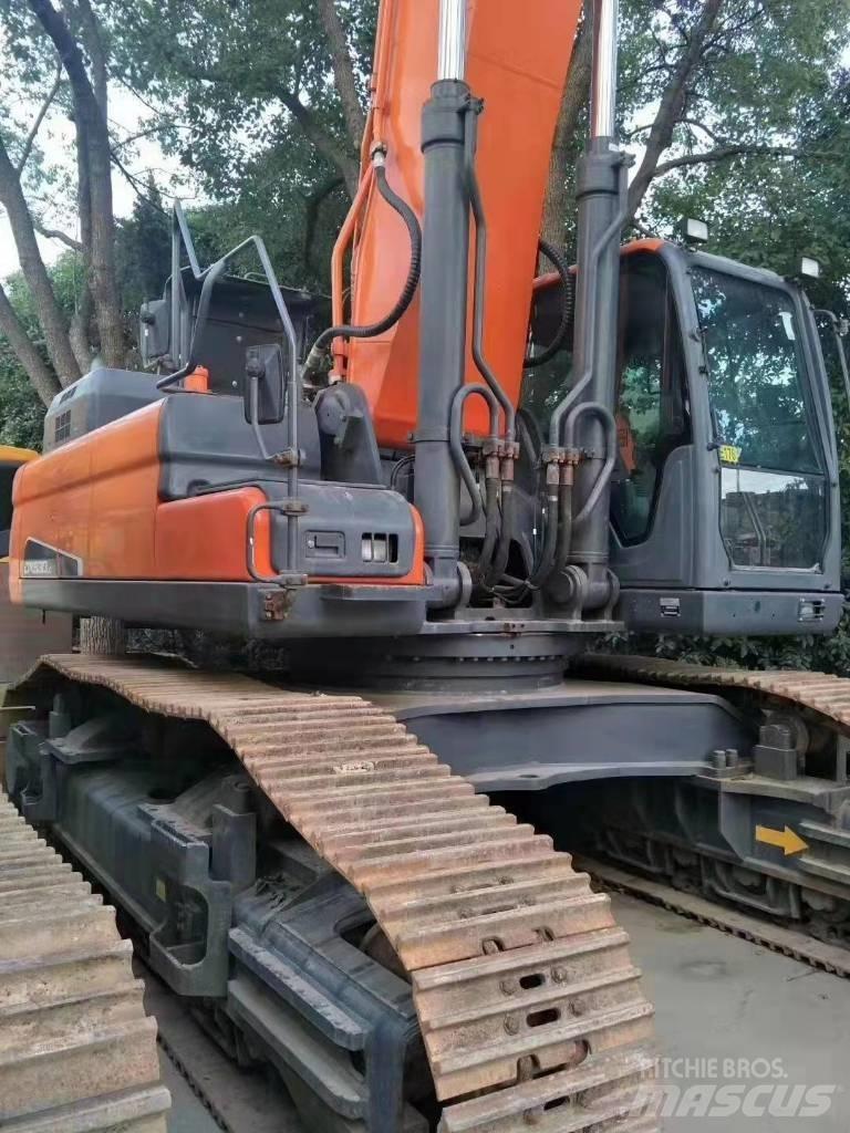 Doosan DX 530 Midikaivukoneet 7t - 12t