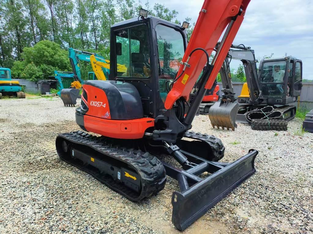 Kubota KX 057-4 Minikaivukoneet < 7t