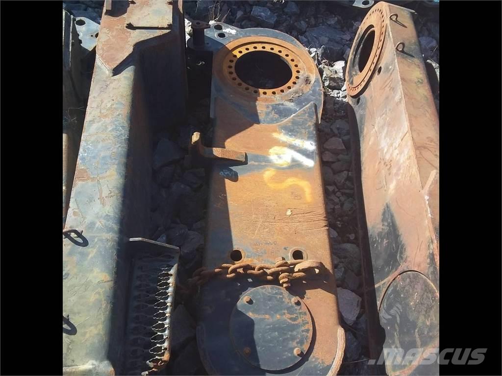 CAT 560 Pendelarm Vaihteisto