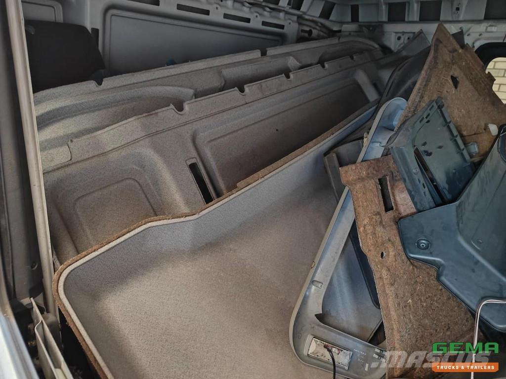 MAN TGA Cabine Ohjaamot ja sisustat