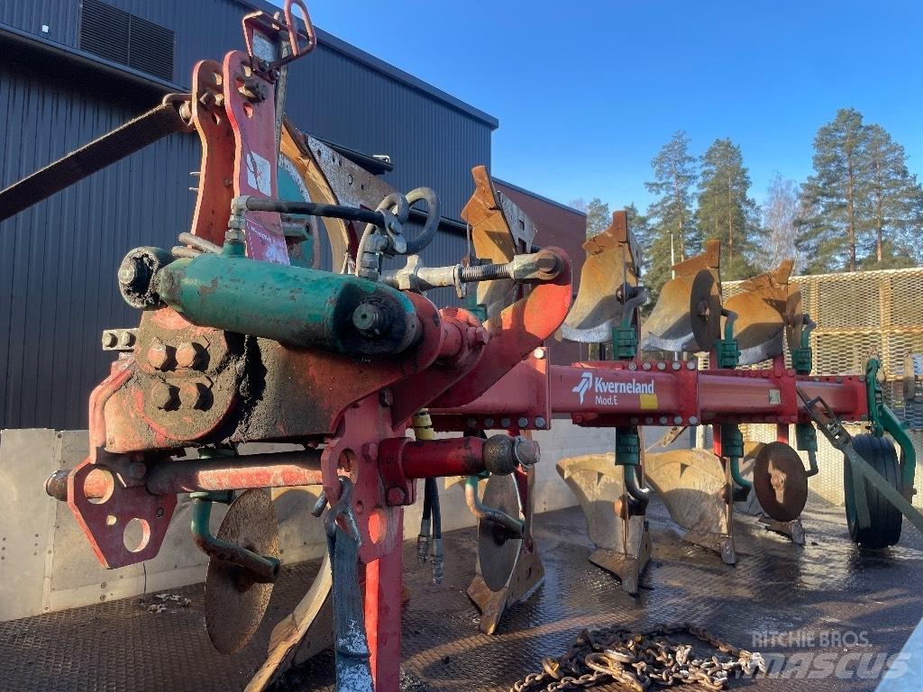 Kverneland E160 Paluuaurat