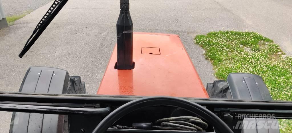 Fiatagri 82-94 DT Traktorit