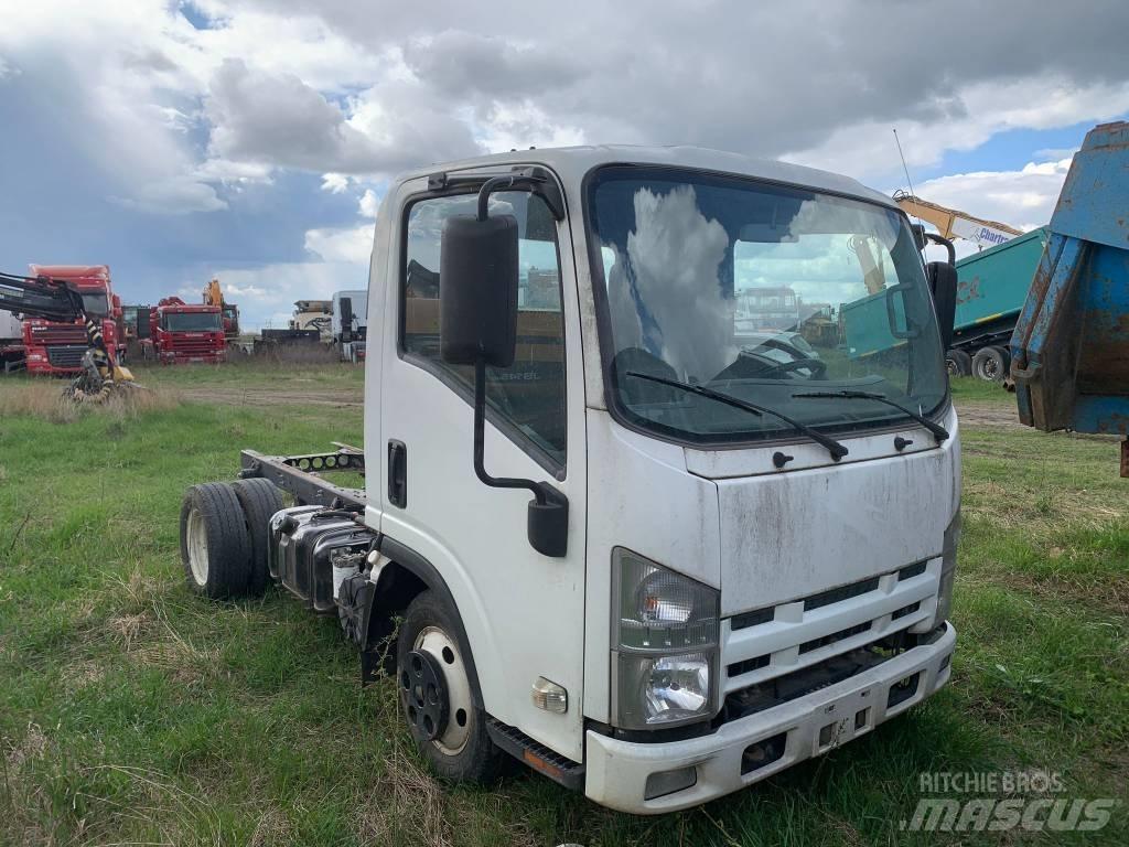 Isuzu FOR PARTS Pakettiautot