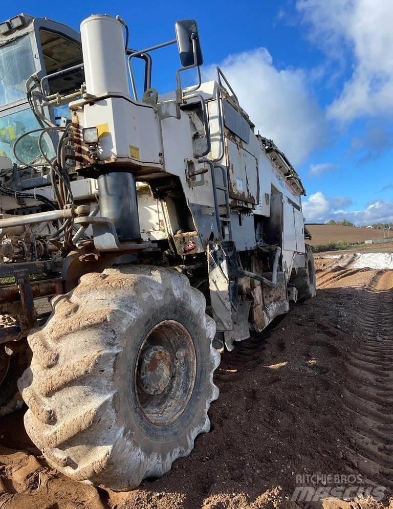 Wirtgen WR2500SK Asfaltin uusiokäyttölaitteet