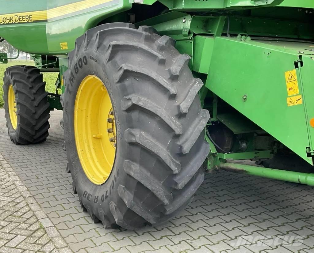 John Deere T 560 Leikkuupuimurit