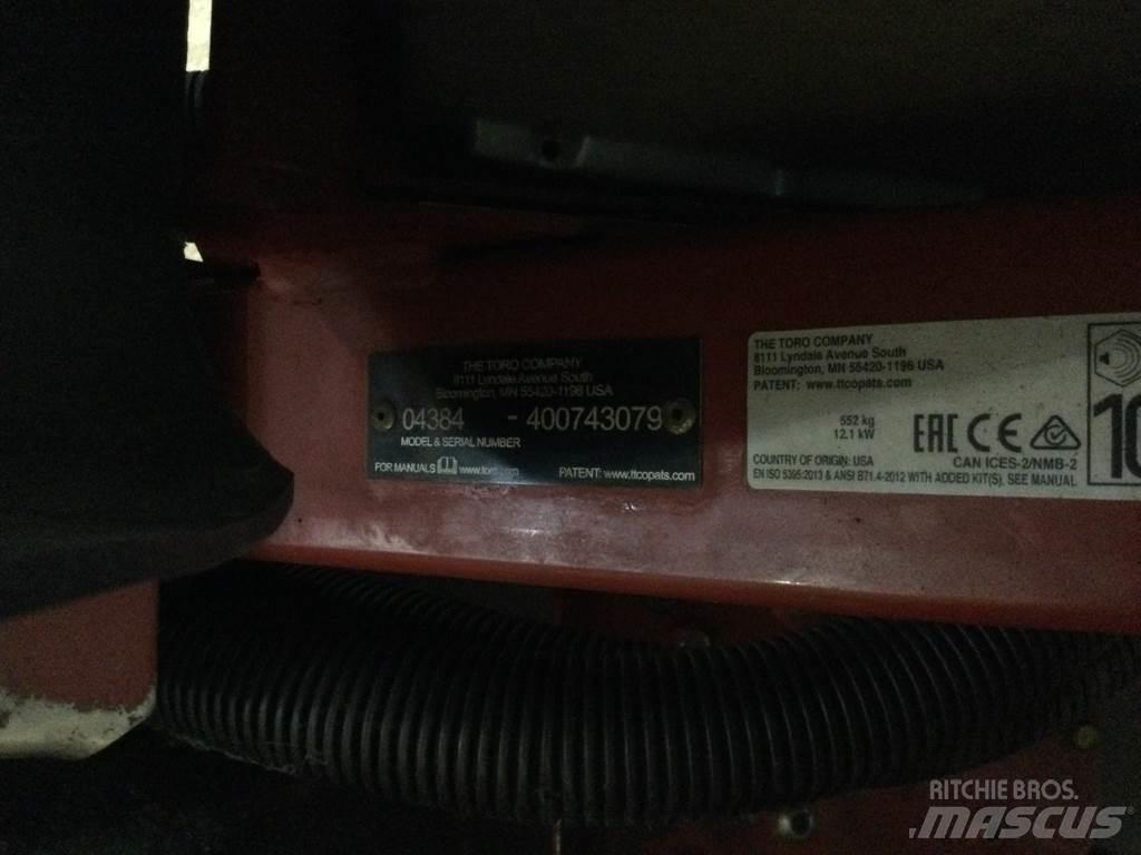 Toro 3250D Päältäajettavat ruohonleikkurit