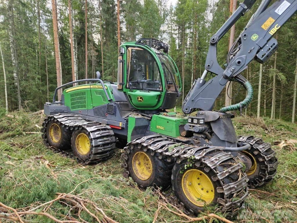 John Deere 1170 G Harvesterit