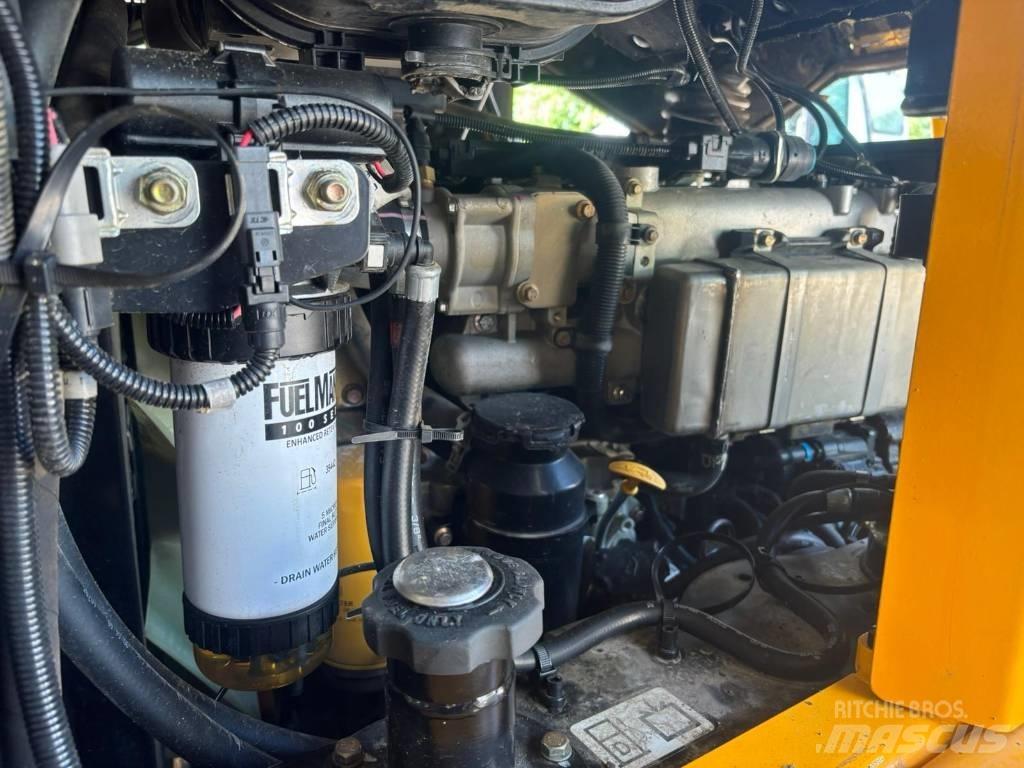 JCB Vibromax 6 ST Dumpperit