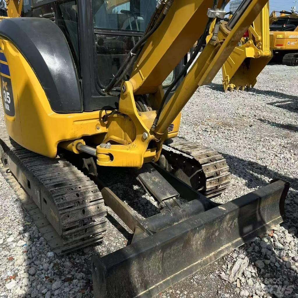 Komatsu 35 Telakaivukoneet