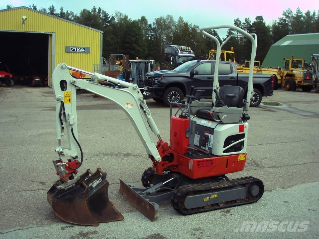 Takeuchi TB 210 R Minikaivukoneet < 7t