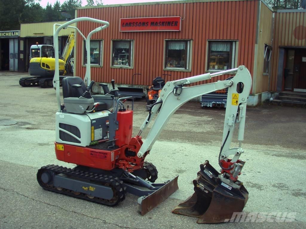 Takeuchi TB 210 R Minikaivukoneet < 7t