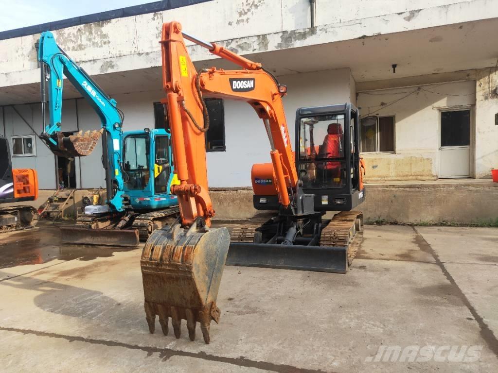 Doosan DH55 Minikaivukoneet < 7t