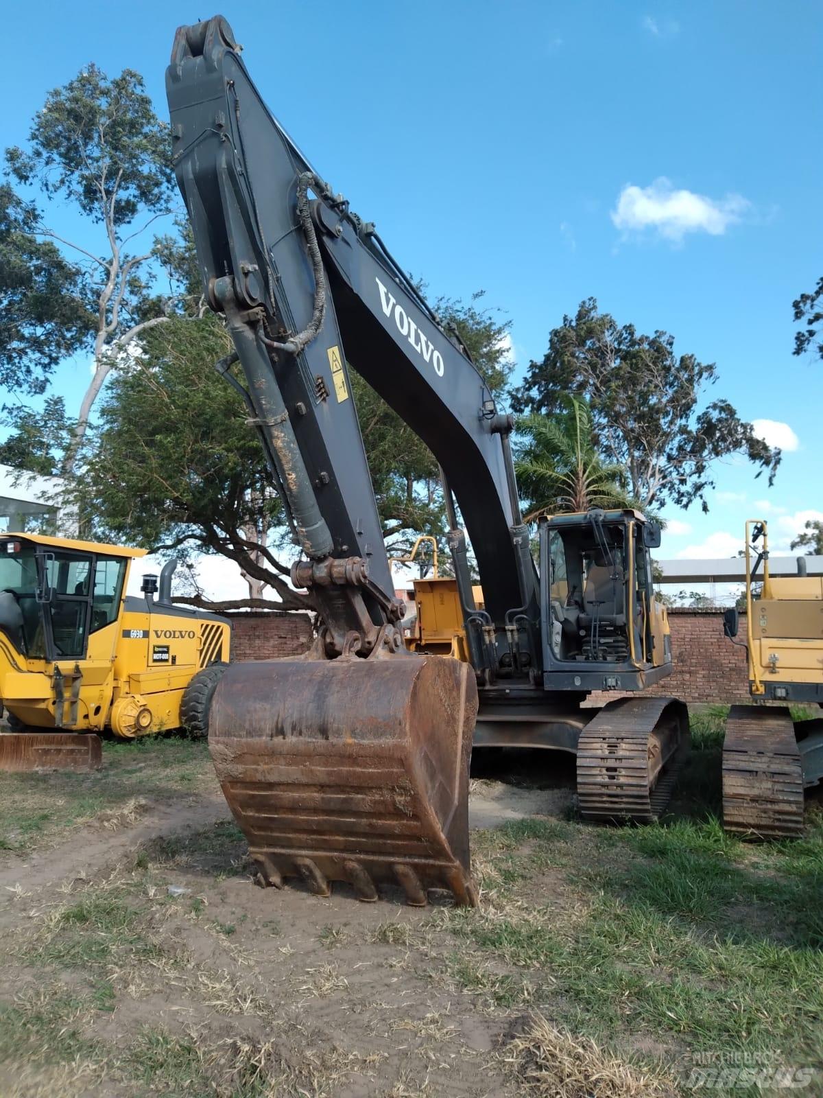 Volvo EC 250 D L Telakaivukoneet