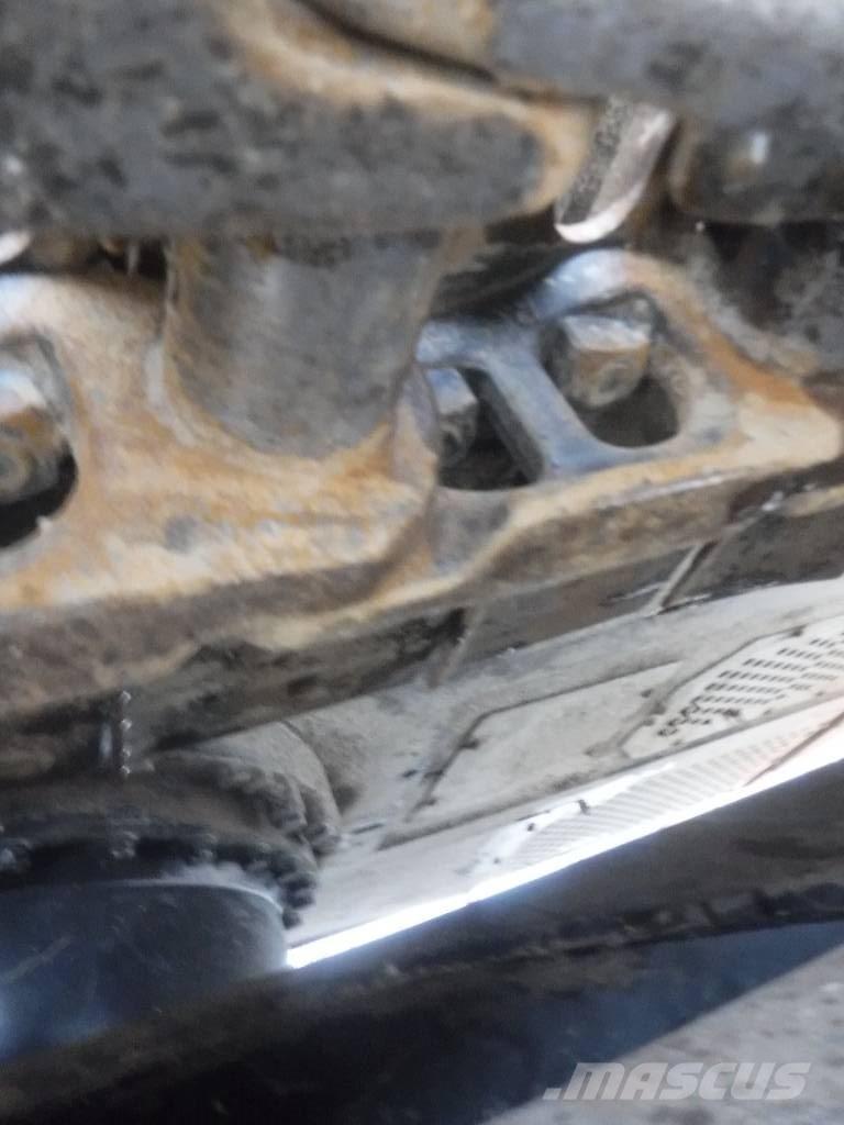 Hitachi ZX 210 LC-7 Telakaivukoneet