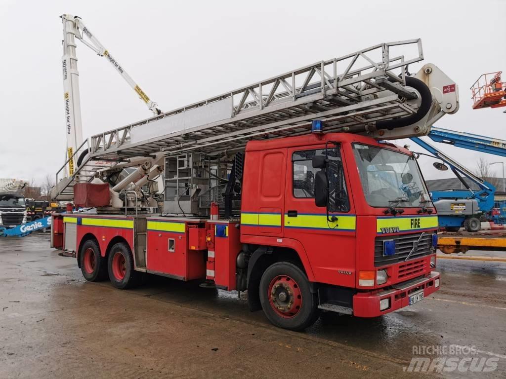 Bronto 28-2-T1 Nostolava-autot
