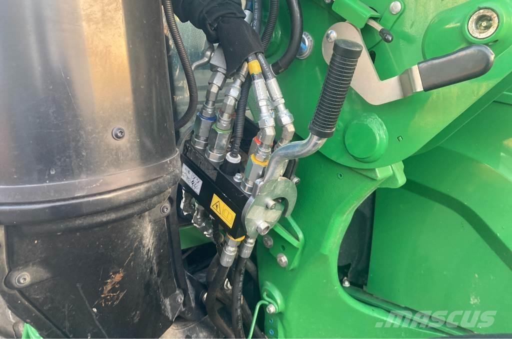 John Deere 6120M Traktorit