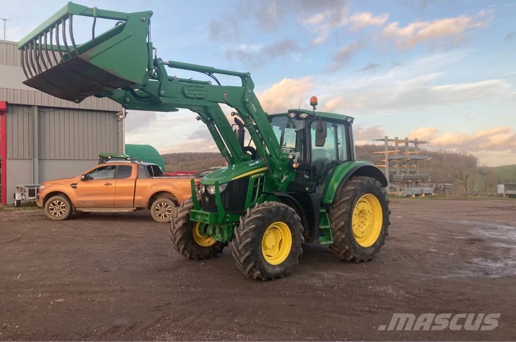 John Deere 6120M Traktorit