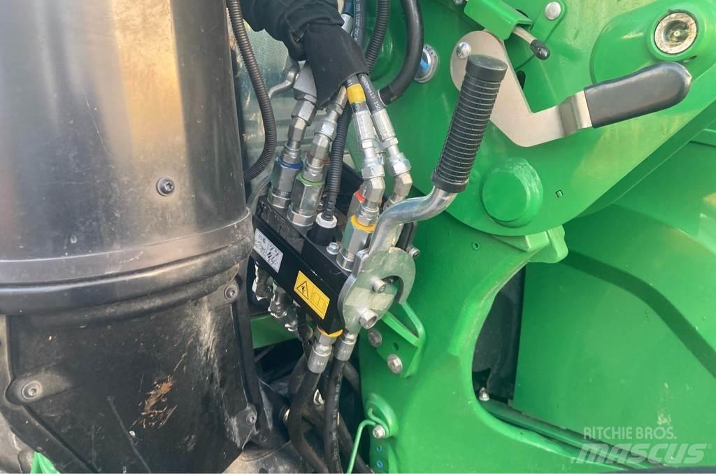 John Deere 6120M Traktorit