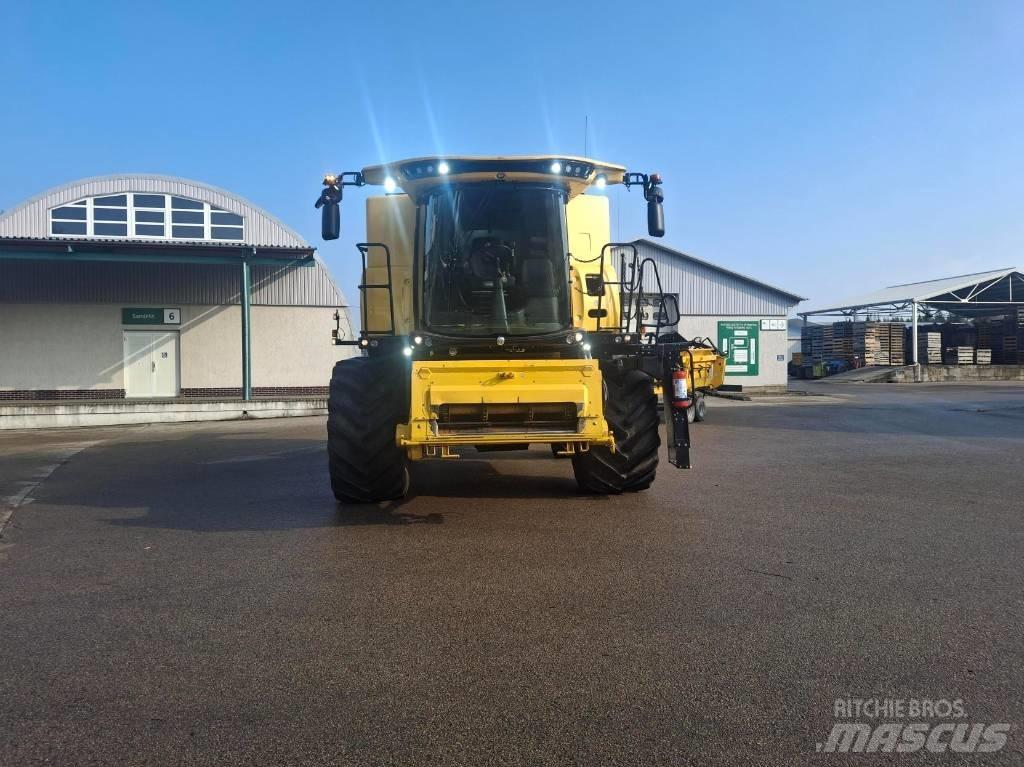 New Holland CX8.70 Leikkuupuimurit