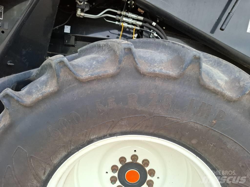 New Holland CX8.70 Leikkuupuimurit