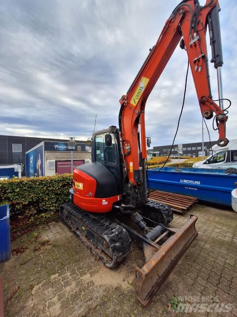 Kubota U55-4 Minikaivukoneet < 7t