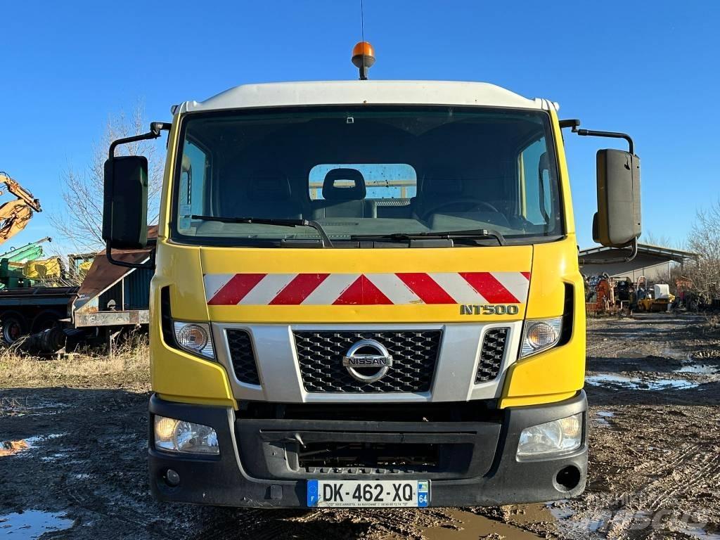 Nissan NT500 Lava-autot