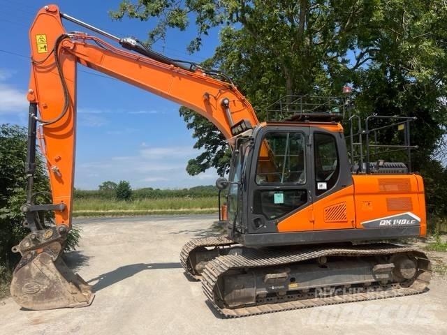 Doosan DX 140 LC-7 Telakaivukoneet