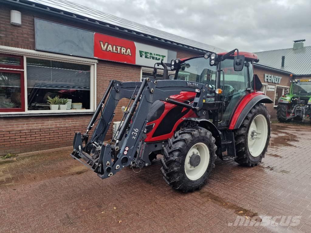 Valtra A 94 Traktorit