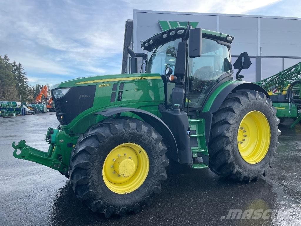 John Deere 6230R Traktorit