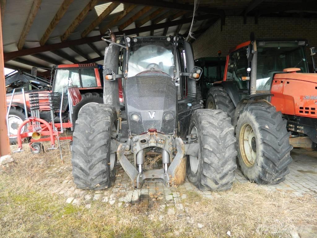 Valtra T 234 V Traktorit