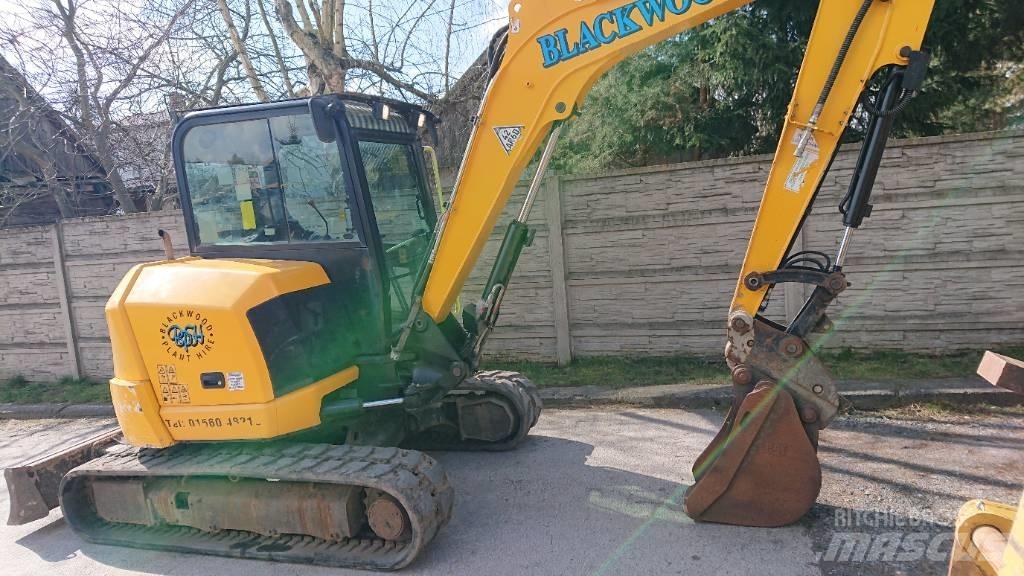 JCB 57 Telakaivukoneet