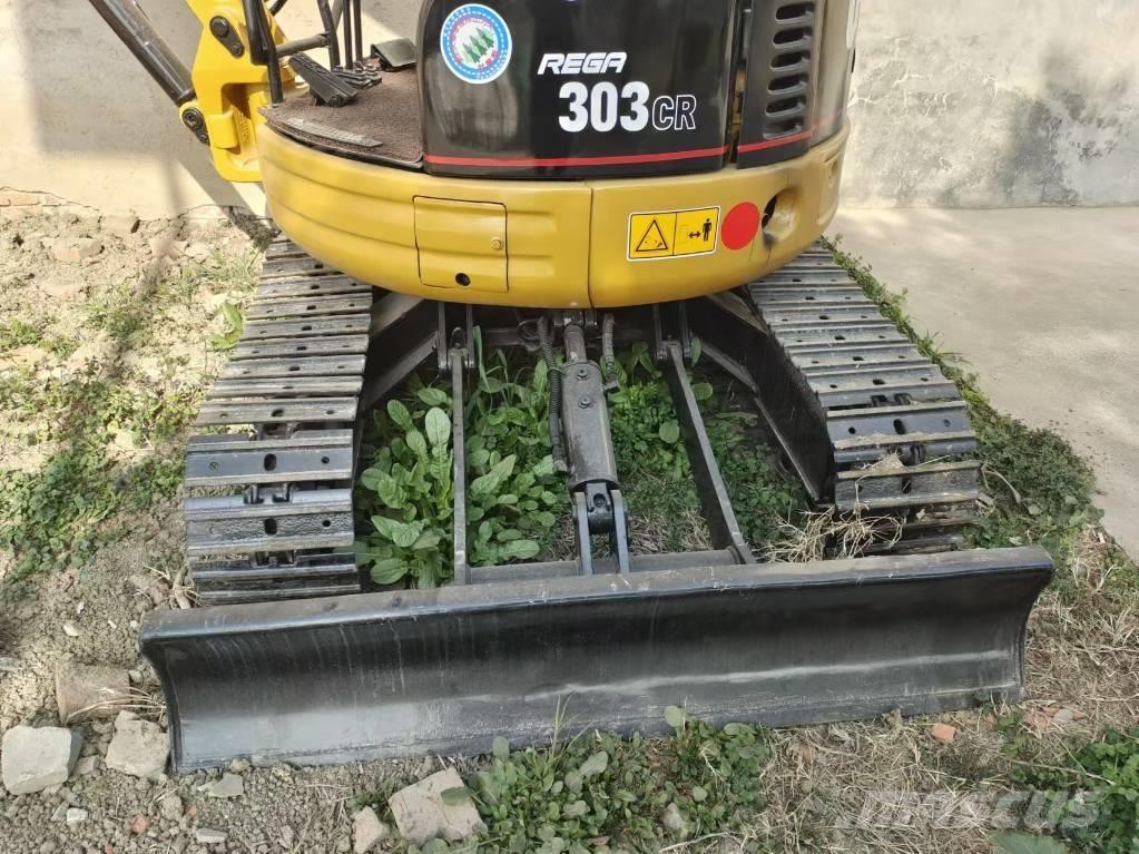 CAT 303 CR Minikaivukoneet < 7t