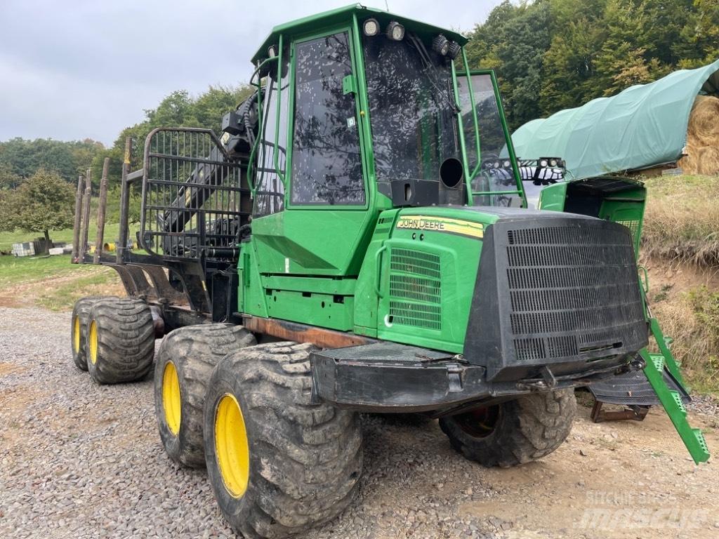 John Deere 1010 E Kuormatraktorit