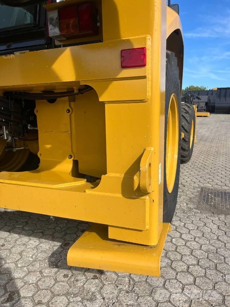 CAT 424 Kaivurikuormaajat