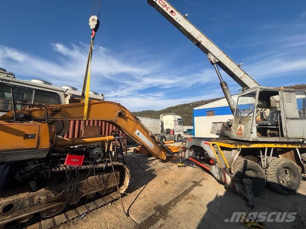 Hyundai Robex 210 LC Telakaivukoneet