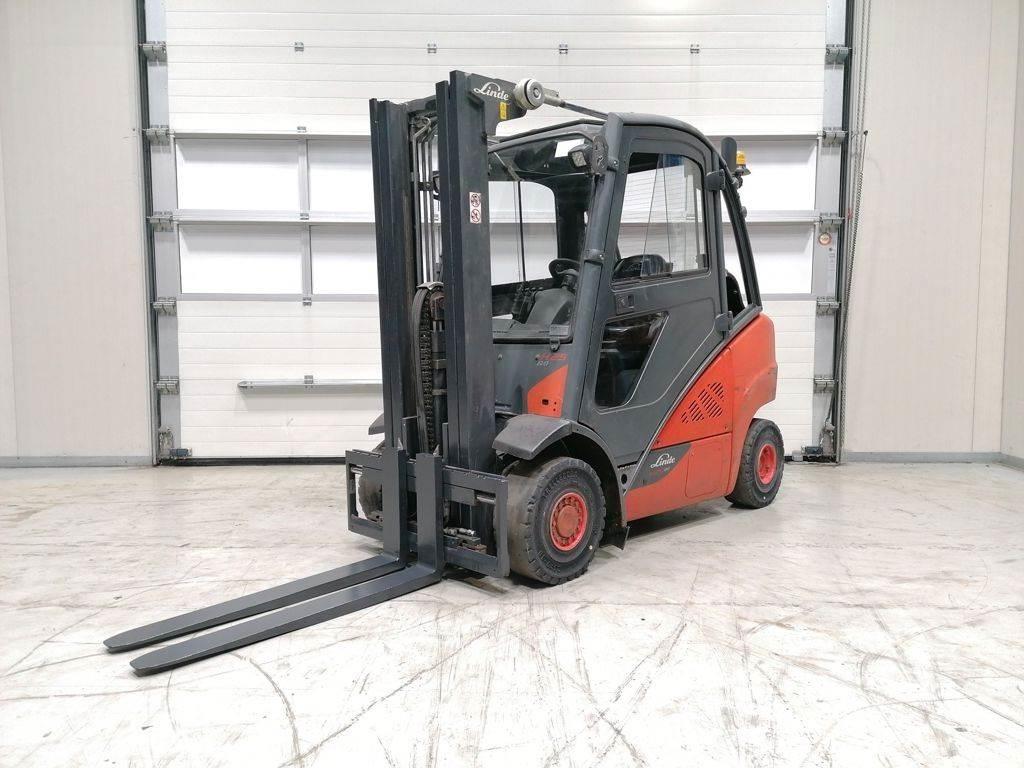 Linde H25T-02 Nestekaasutrukit