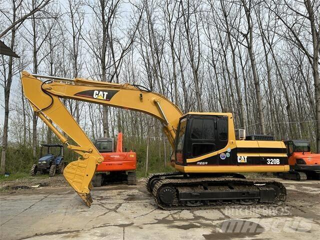 CAT 320B Telakaivukoneet