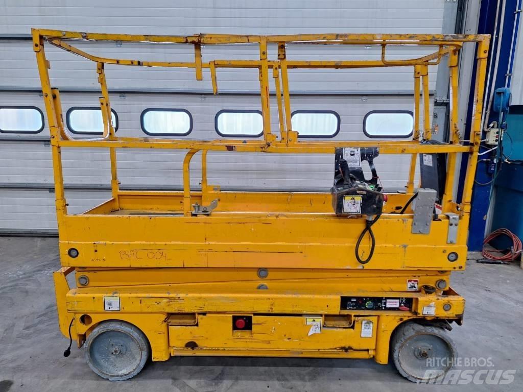 Haulotte Compact 8 Saksilavat